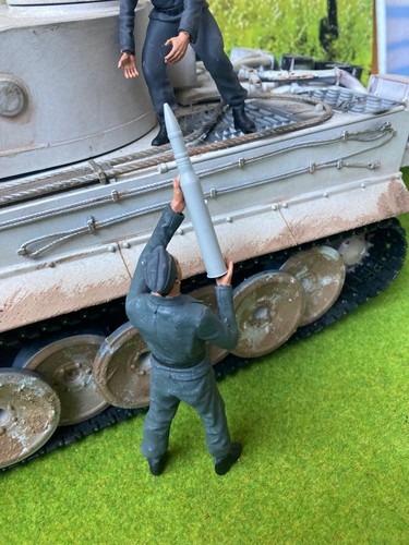 Asiatam deutsche figur 16 - asiatam,