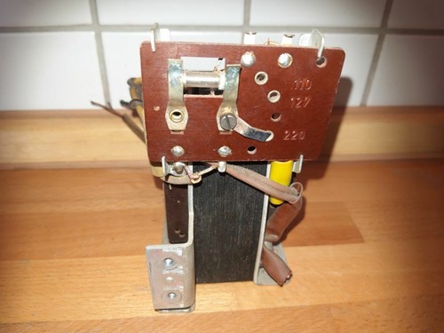 Netztrafo aus loewe - ,