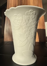 Kaiser Bisquitporzellan Vase