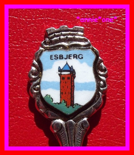 Emaille wappen - ꧁,