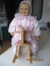 Zapf Puppe Brigitte Leman Art Design Grübchen 1997 mit Schaukelpferd