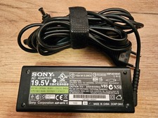 Original Sony VAIO Laptop Netzteil AC Adapter 19,5V VGP-AC19V41 *getestet*