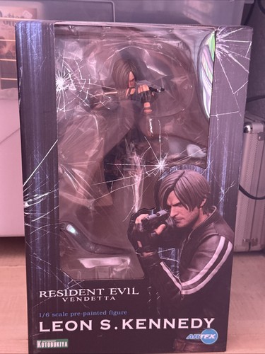 Resident evil leon kennedy - leon,