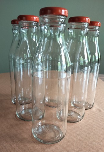 Gesammelte glasflaschen 500 - 6,