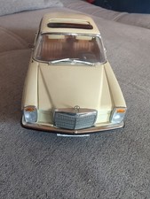 1/18 - Mercedes Strich 8 -