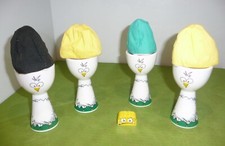 Ritzenhoff   Ellen Wittefeld  Huhn  4  Eierbecher auf Fuß Mütze  H ca.  11 cm