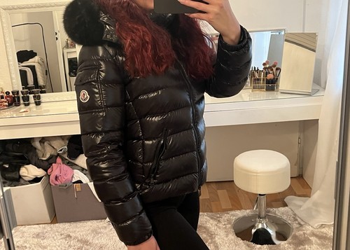 Schwarze neue monclerjacke - schwarze,,