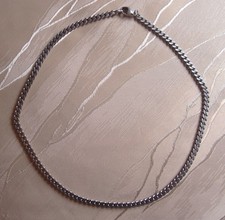 Massive schwere Panzerkette in