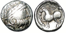 KELTISCHE SILBER DRACHME  16