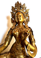 Alte chinesische Buddha-Statue