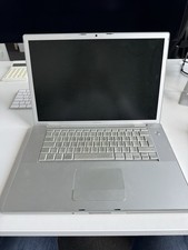 Apple 15-Inch MacBook Pro A1226 (2007), Core 2 Duo 2.2Ghz, 2GB RAM