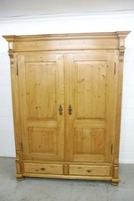 Kleiderschrank Vorratschrank