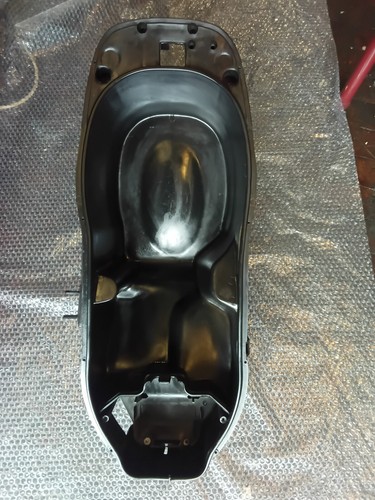 Aprilia leonardo 125 helmfach - leonardo,