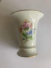 Meissen Porzellan Trichtervase Blumendekor Goldrand 10cm hoch / 1. Wahl /wie neu