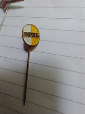 Opel Ei Anstecknadel (1)