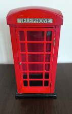 Telefonzelle / Rot / Licht /