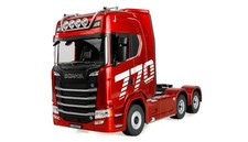 SCANIA 770 S ZUGMASCHINE 6X4 1:18 RTR ROT Metallic AMEWI 22717
