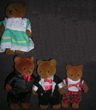 Simba Bärenwald Bear Family Bären Hochzeit Smoking Bayer Set 8 Stück braun grau