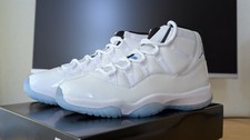 Nike - Air Jordan 11 Retro -
