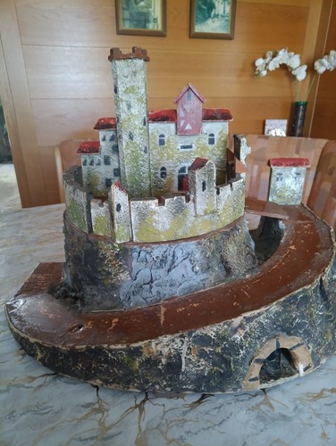 Schloss aus holz - schloss,