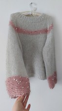 Handgestrickter Pullover