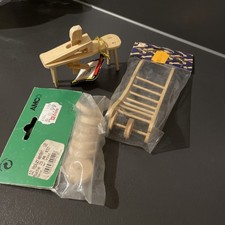 Schnitzbank + Karre + 8 Stück