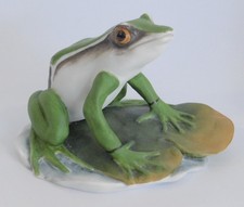 Porzellanfigur Laubfrosch auf
