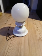 alte Lampe aussen weisse