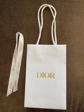 DIOR Geschenk Tüte Papiertüte mit Geschenkband weiss gold 14,5 x 22,5 x 8 cm