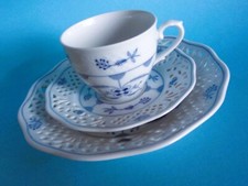 PORZELLAN-KAFFEE-TEE-TASSE-3tl