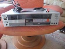 Sony-Cassetten-Deck-TC-FX66 Silber