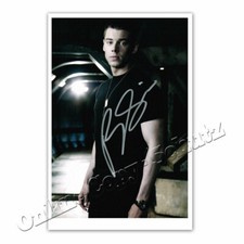Brian J. Smith aus Stargate