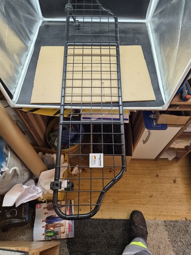 Trenngitter audi avant - trenngitter,