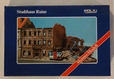 Pola H0 166 - Bausatz Stadthaus Ruine - MIT Wiking Löffelbagger!  Neuw.  in OVP 