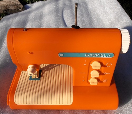 Kindernähmaschine gabriela - kindernähmaschine,