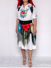 Veshje popullore shqiptare për gra - Albanische Trachtenkleid für Damen