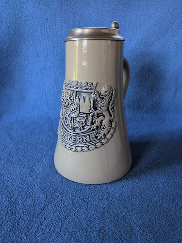 Bierkrug liter zinndeckel - 1,