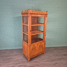 27183 Vitrine Geschirrschrank