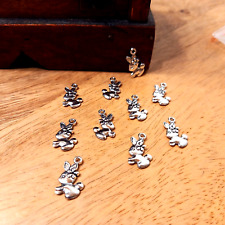 10 Hasen Hase Häschen Charms Kettenanhänger  antik Silber Farbe DIY (12)