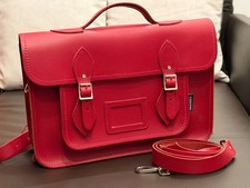 Schöne Satchel-Tasche in rot