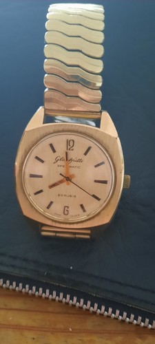 Armbanduhr