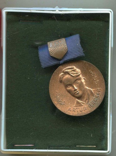 Ddr fdj artur becker - artur, medaille