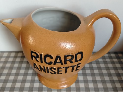 Vintage schöner werbekrug - vintage:,