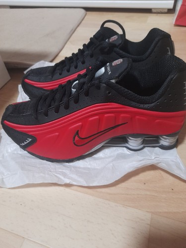 Neu nike shox rot - neu!!!!,