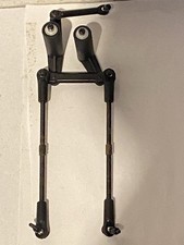 •Gebrauchte Thunder-Tiger MTA-4 Lenkungs-Teile (Kunststoff)Plastik) Spurstangen.