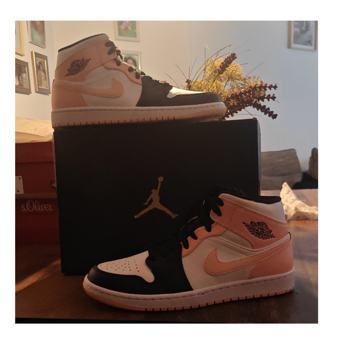 Jordan air mid - jordan,