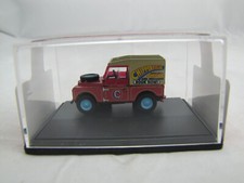 Oxford CH024 Land Rover 88" Circus Chipperfields  - 1:76