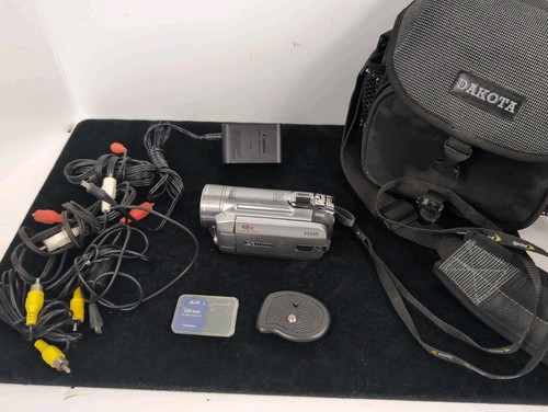 Canon fs100 silver digital - e,