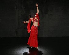 Bauchtanzkostüm Profi Original Bella rot Gr. 38/40 für den besonderen Auftritt