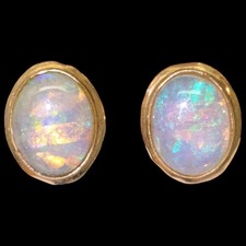 Ohrstecker mit Mondsteinen